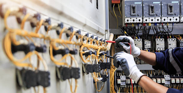 Professional Electrician technician working in Wind Point, WI
